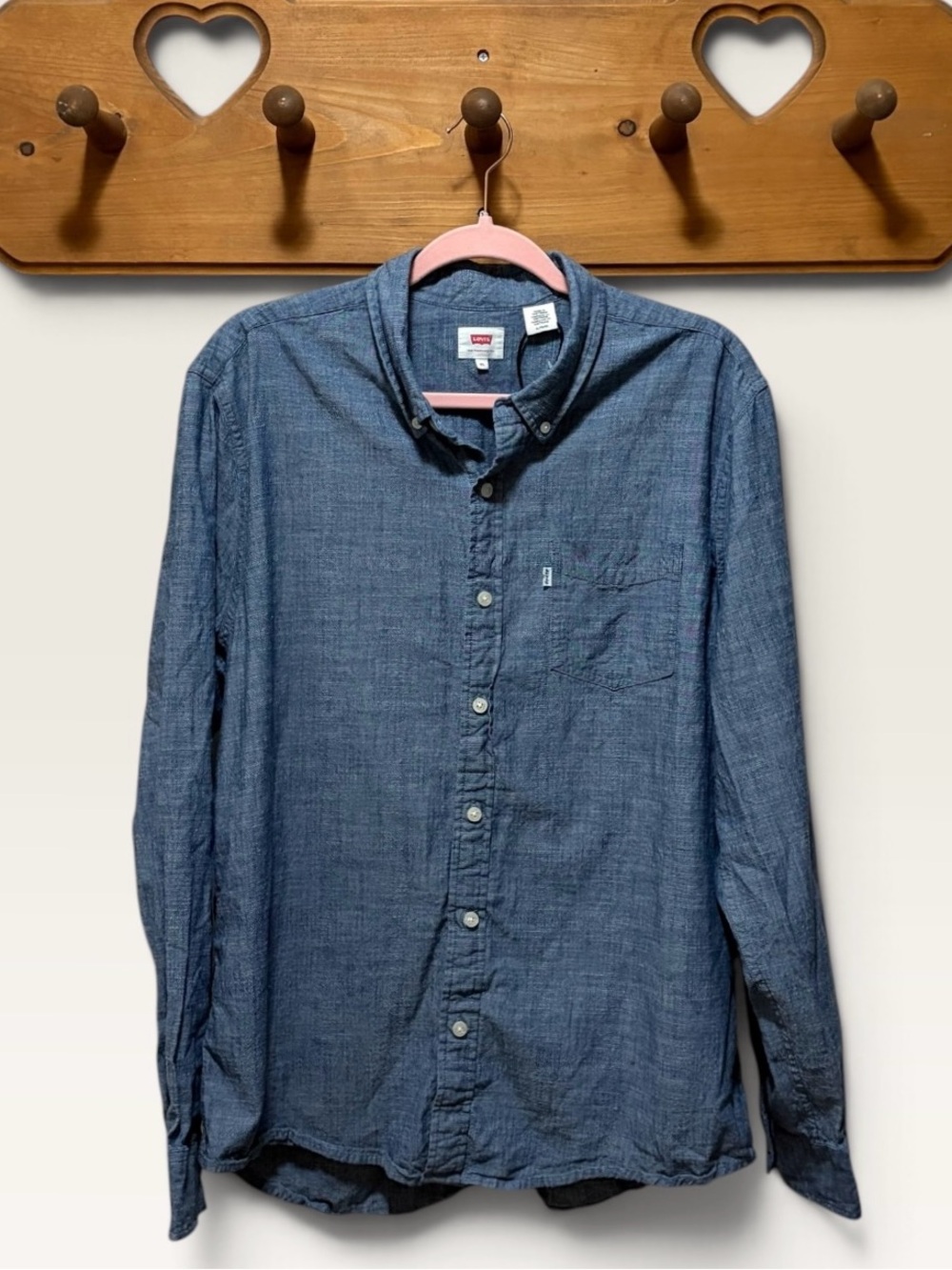 Levi’s Men’s XL Blue Chambray Button Down Shirt 100% Cotton Long Sleeve